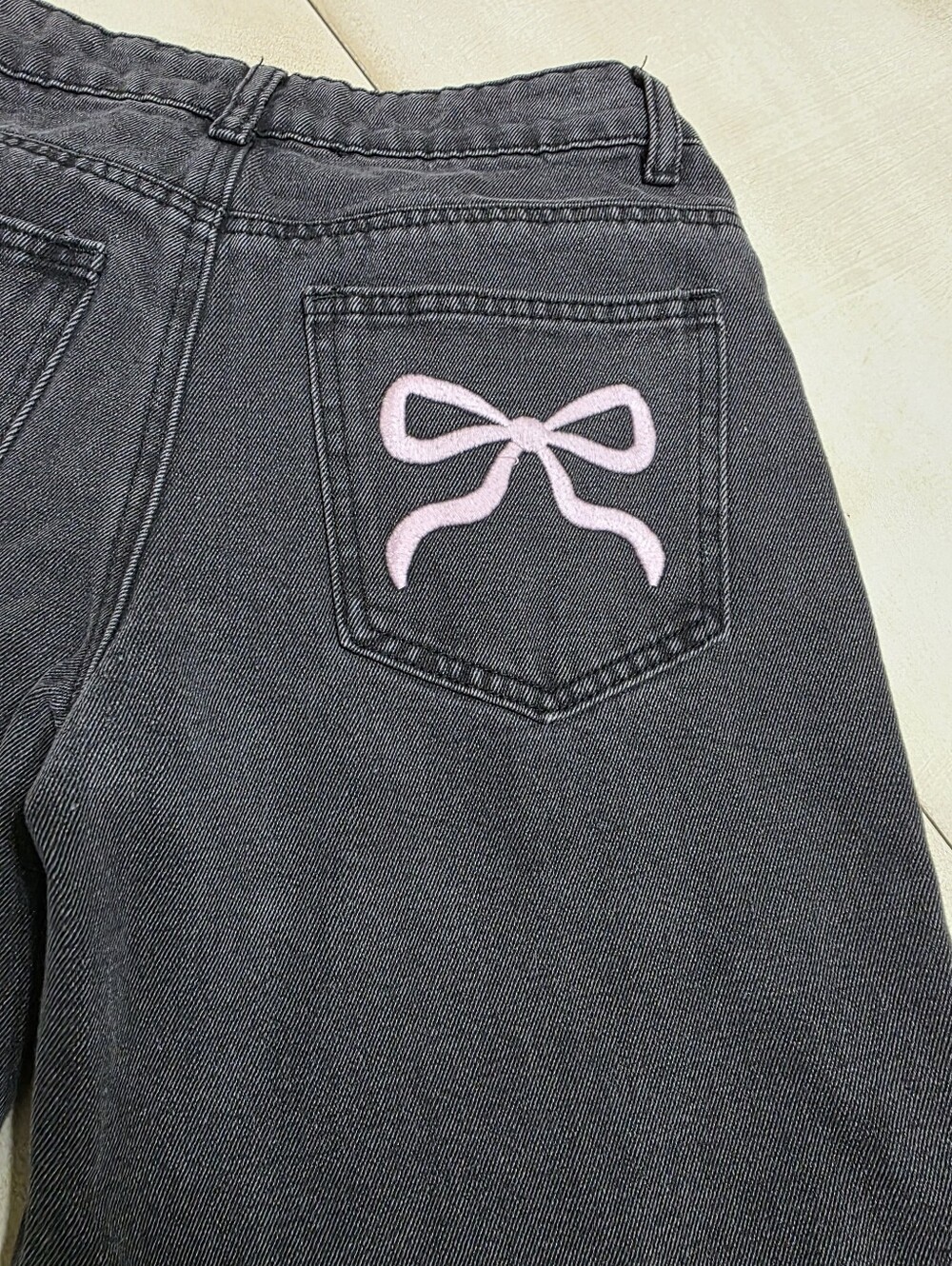 EDIKTED Pink Bow Pocket Baggy Jeans Black Washed Wide Leg Low Rise. XS